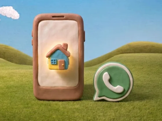 Ilustración en plastilina: un celular muestra una casita con el ícono de WhatsApp